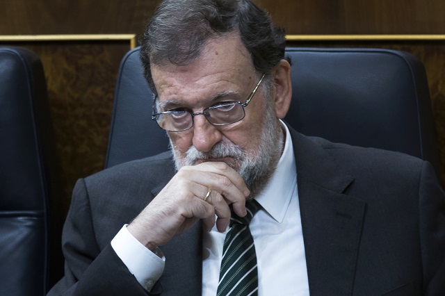 Мадрид отнема автономията на Каталуния в събота