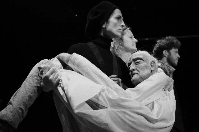 Премиера на „37 клечки кибрит“ – пиеса на Здрава Каменова и Гергана Димитрова, в главната роля – Снежина Петрова