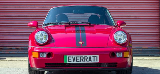  Британци преработиха класическо Porsche 911 на ток 