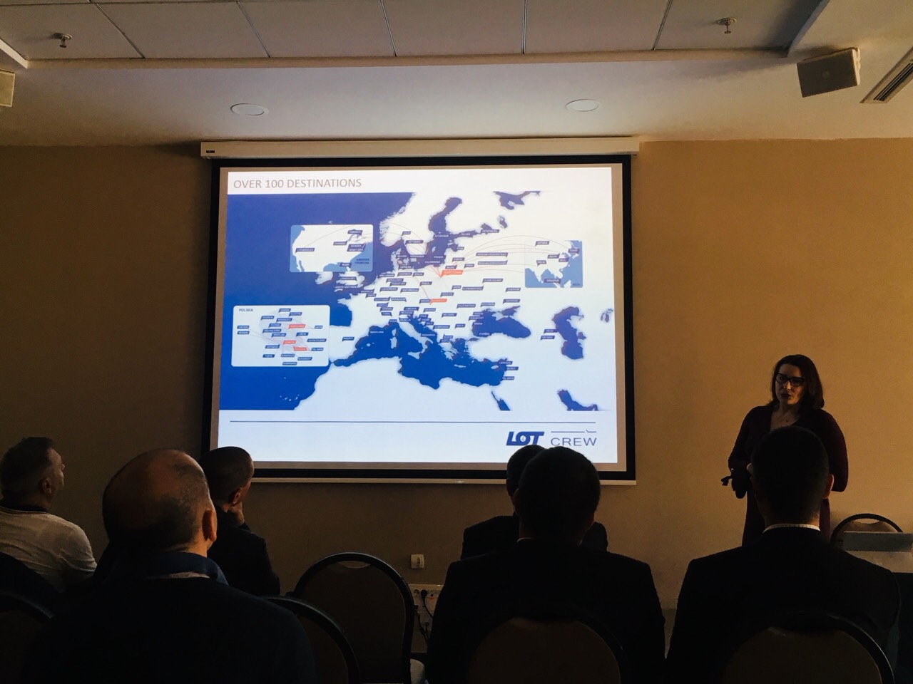Полските аеролинии LOT (ЛОТ) проведоха събитие за набиране на пилоти