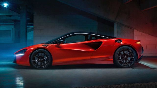  Новият McLaren предлага извънредно ускоряване 