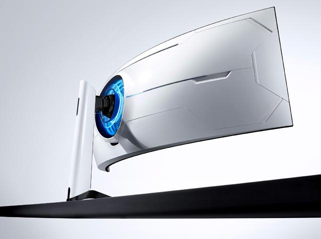  Samsung пусна най-огънатия екран на пазара 