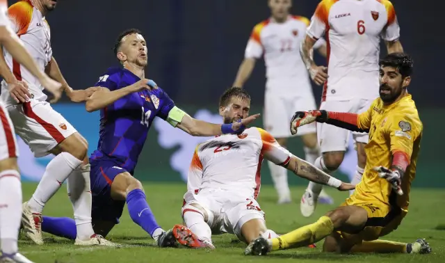 Хърватия разпиля Черна Гора и оглави квалификационната група 