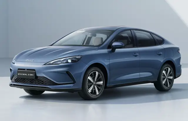 Най-малко два вносителя у нас на най-продаваните китайски коли в света