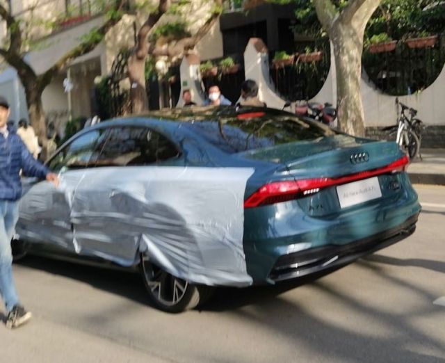  Audi A7 към този момент е по-дълго 