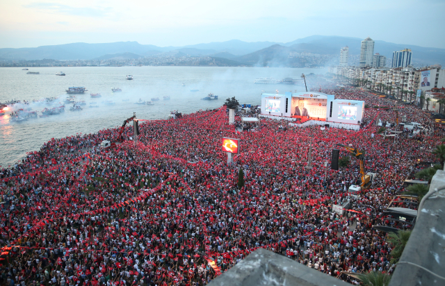 2,5 милиона на митинг срещу Ердоган