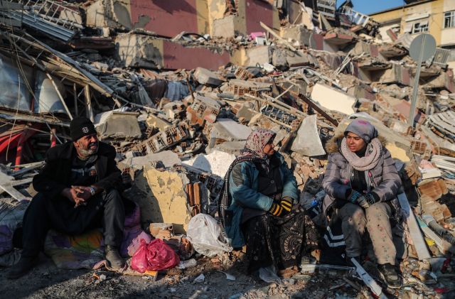 Директора на АФАД проф.д-р Орхан Татар: Земетресенията в Кахраманмараш са били със силата на 500 атомни бомби | ФАКТИ.БГ Директора на АФАД проф.д-р Орхан Татар: Земетресенията в Кахраманмараш са били със силата на 500 атомни бомби