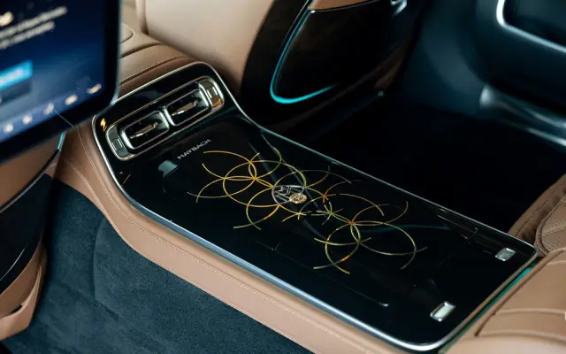  Една численост от неповторимия Mercedes-Maybach S 680 V12 Edition е в България - 5 