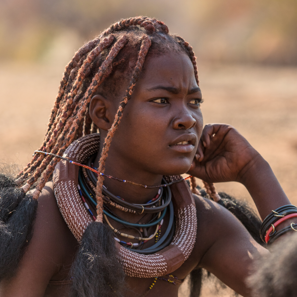 В това племе са най-красивите африканки. Те не се къпят, но... (СНИМКИ)