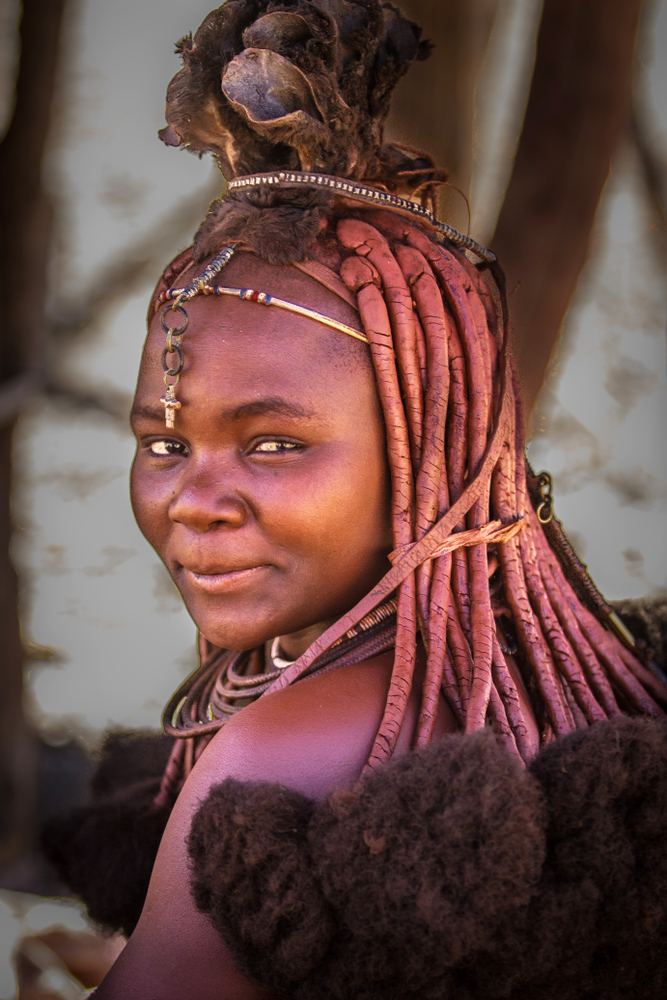 В това племе са най-красивите африканки. Те не се къпят, но... (СНИМКИ)
