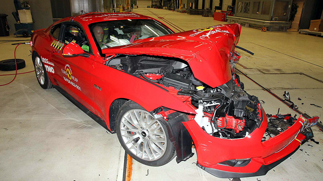 Тежък провал на Mustang в краш тестовете