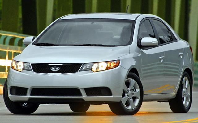  Парче от ризница издаде водач, блъснал човек и избягал 