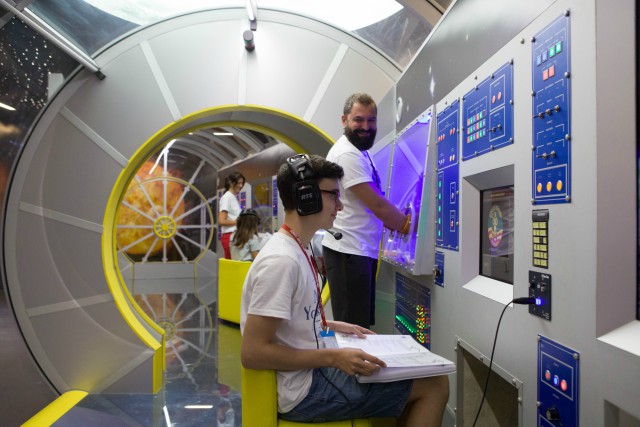 Космически лагер по модел на NASA идва у нас