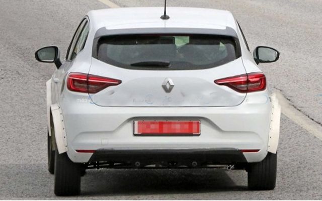 Бюджетният електромобил Renault 5 се появи под прикритие