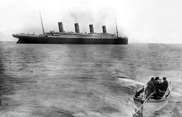 Подмамени с афиш, 38 българи загиват на "Титаник"