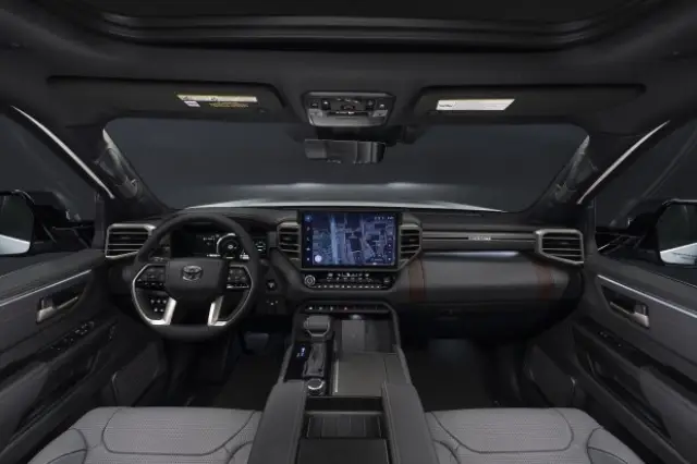 Toyota обнови любимата "джипка" на Бойко Борисов