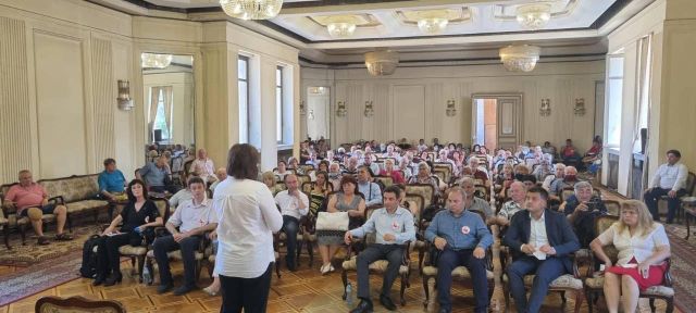 Нинова от Добрич: Водата в Добруджа ни е ключов приоритет