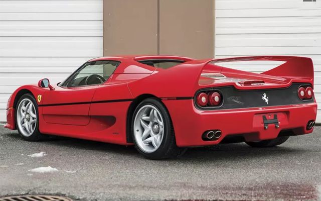 Продава се Ferrari-то на  Майк Тайсън