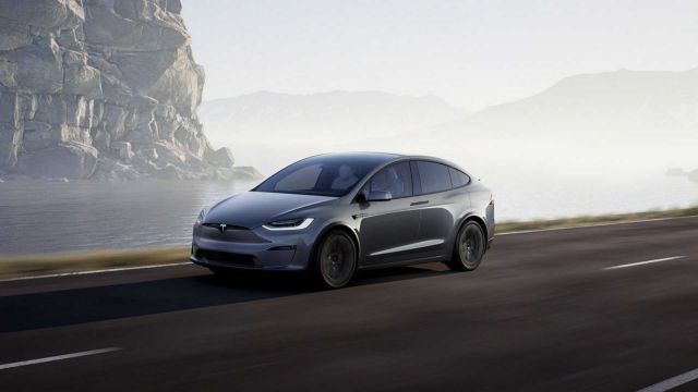 Доставките на новата Tesla Model S отново се забавят