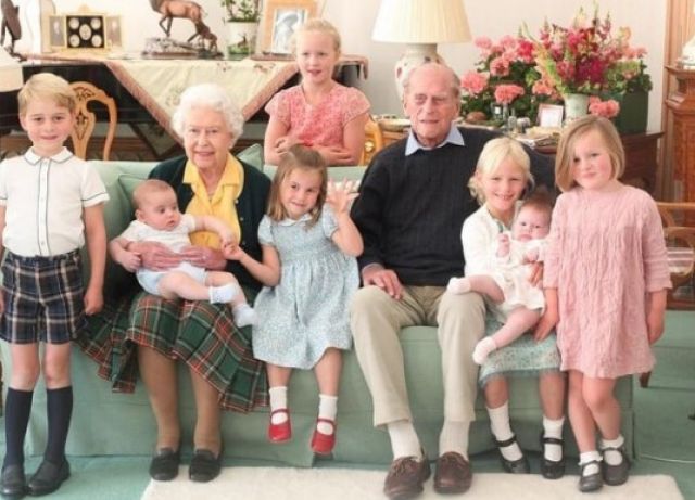 „Бабо, ще съм ти вечно благодарен!“: трогателното послание на принц Хари след смъртта на кралица Елизабет