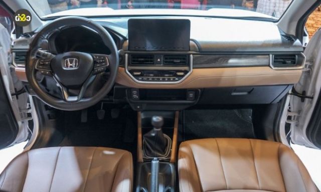 Евтината Honda Elevate се изправя срещу Dacia Duster