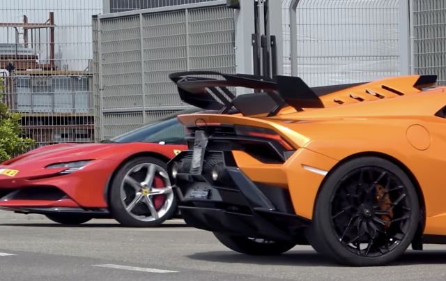 Какво прави Ferrari SF90 в завода на Lamborghini? (ВИДЕО)
