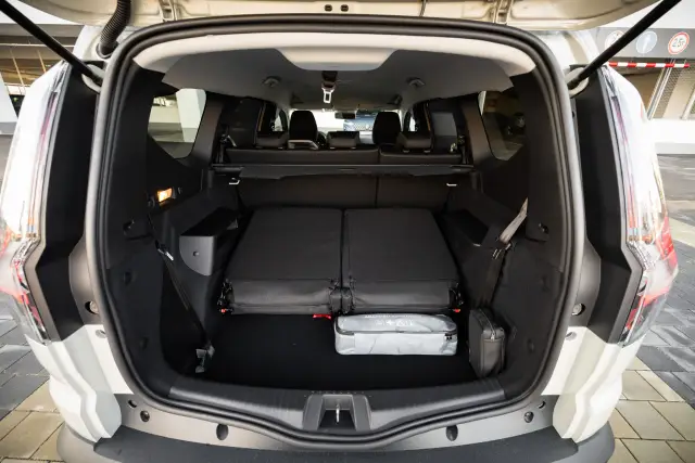 Тест и БГ цени на най-практичната лека кола на Dacia