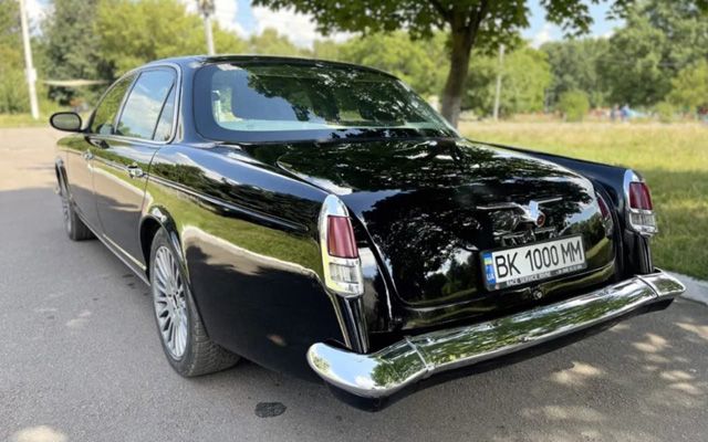 Украинец превърна модерен Jaguar във... Волга