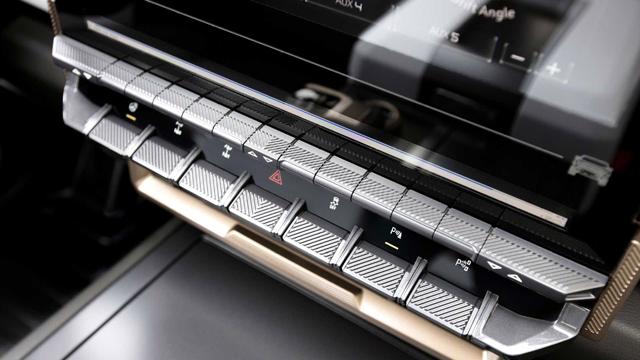  Hummer се завърна с над 1000 коня и цена 3 хиляди (ВИДЕО) 