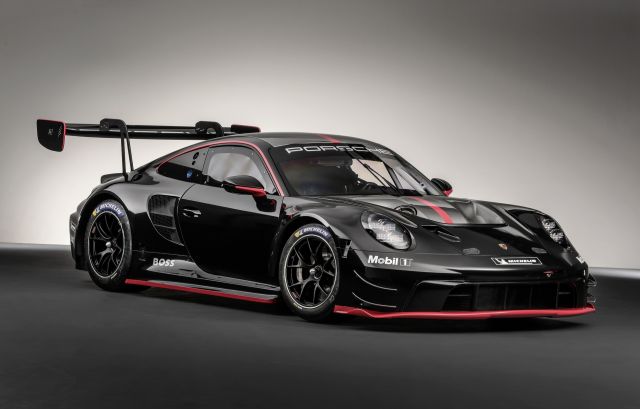 Porsche представи състезателния звяр 911 GT3 R