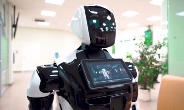 Учител-робот от Русия е назначен на работа в емирство Аджман