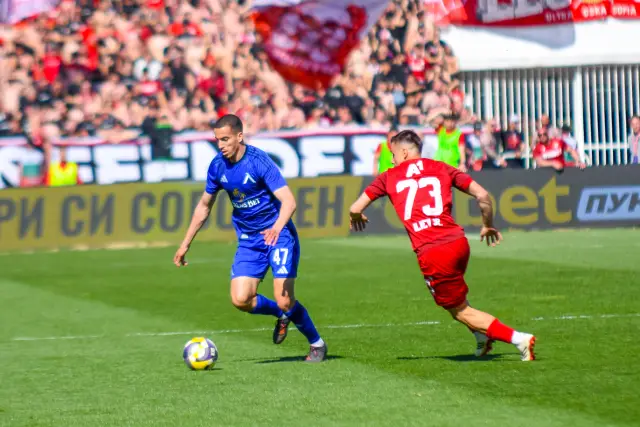 Вечното дерби ЦСКА - Левски в СНИМКИ 