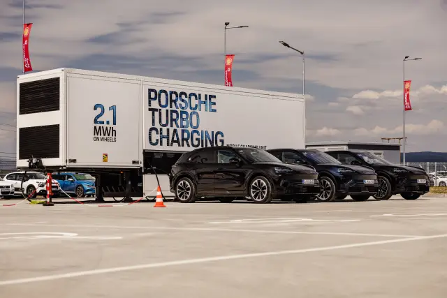 Тествахме най-мощното серийно Porsche в историята 