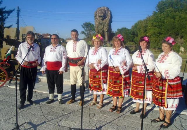 В  Йоглав честваха подобаващо Деня на Съединението (СНИМКИ)