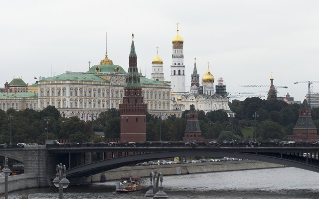 Лондон поиска от Москва атентаторите с "Новичок"