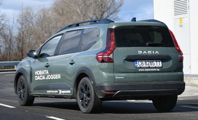  И автомобил на годината в България е... - 3 