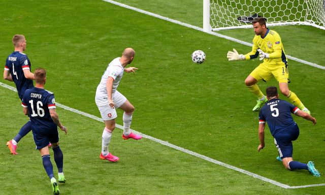  UEFA EURO 2020 Чехия победи Шотландия с 2:0, свръхестествен гол означи Патрик Шик 