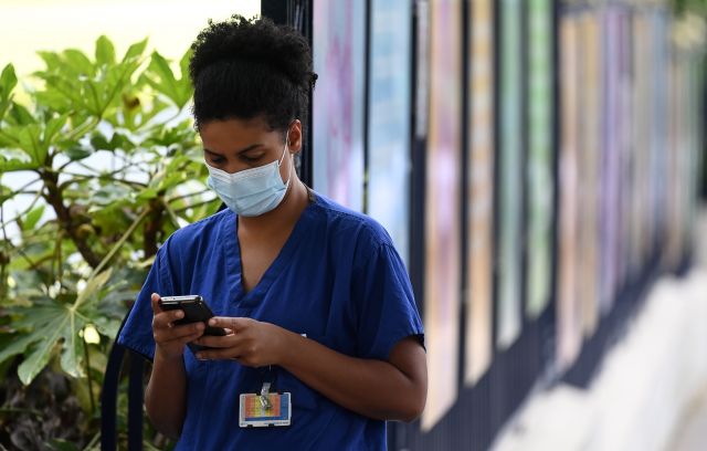 Медсестрите във Великобритания се готвят за най-голямата стачка 