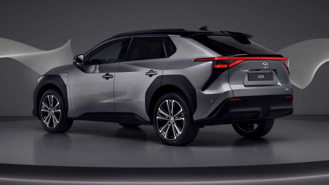 Повече за новата електрическа Toyota