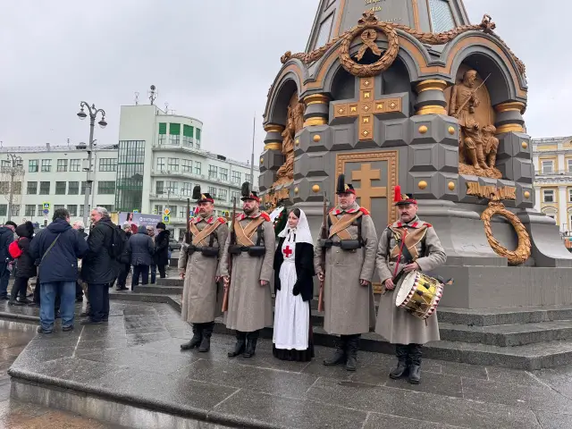 Честит празник, България! 