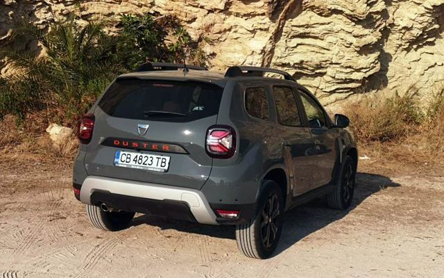 Тест и БГ цена на новата Dacia Duster с фабрична АГУ