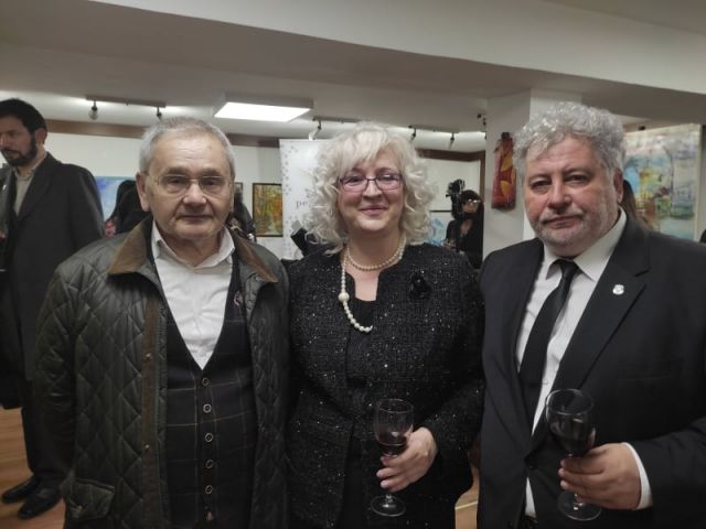 Светлозар Недев, Георги Чернев и Румен Добрев представиха изложба в галерия "900" в София