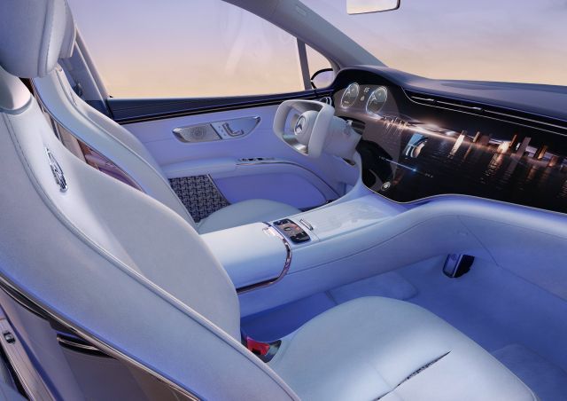 Лукс на ток: Maybach показа първия си SUV | ФАКТИ.БГ Лукс на ток: Maybach показа първия си SUV