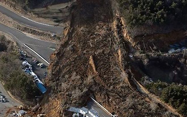 Земетресение в Япония унищожи култова писта заедно с куп автомобили