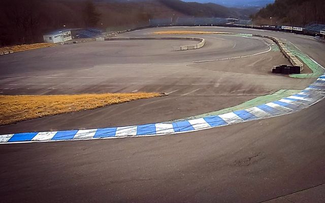 Земетресение в Япония унищожи паметна писта дружно с куп коли 