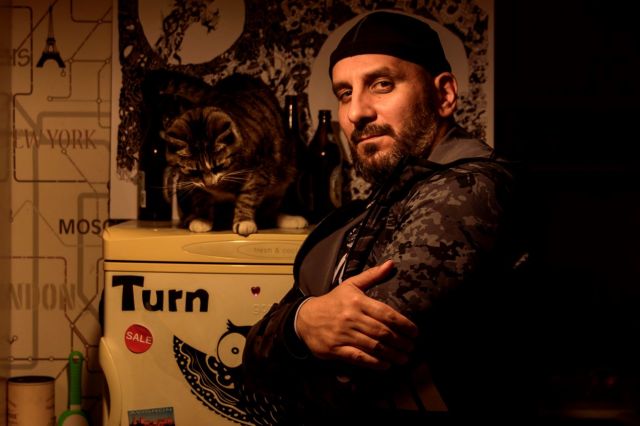 Din-Yo на задача в космоса за „ Времето не стопира “ | ФАКТИ.БГ Din-Yo на задача в космоса за „ Времето не стопира “