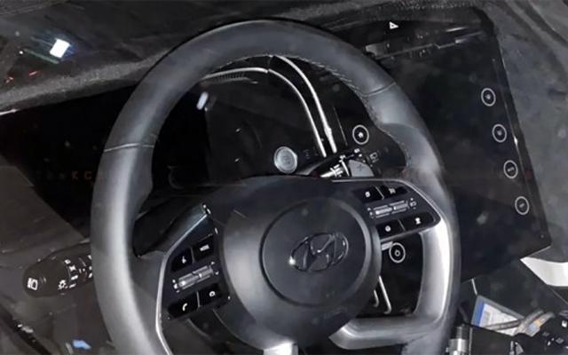 В стил Tesla: интериорът на новия Hyundai Tucson