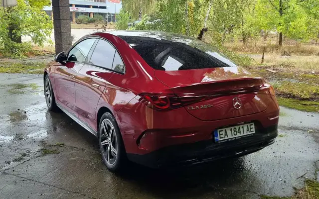 Тествахме най-интелигентния Mercedes (вижте и колко струва у нас) | интерФакти.БГ Тествахме най-интелигентния Mercedes (вижте и колко струва у нас)