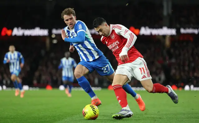 Арсенал бързо се върна отново на върха