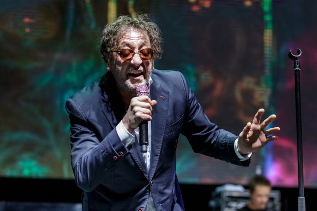  Звезди, пристигнали на работа пияни 